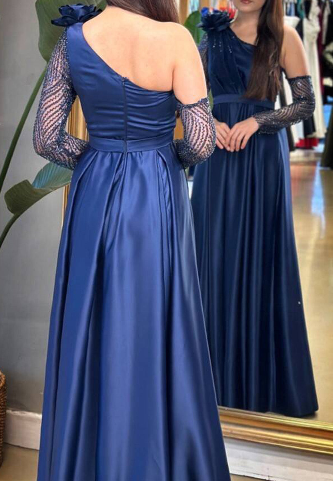 One Shoulder Long Sleeves Pleated 3D Floral A-Line Mother of Bride Dress