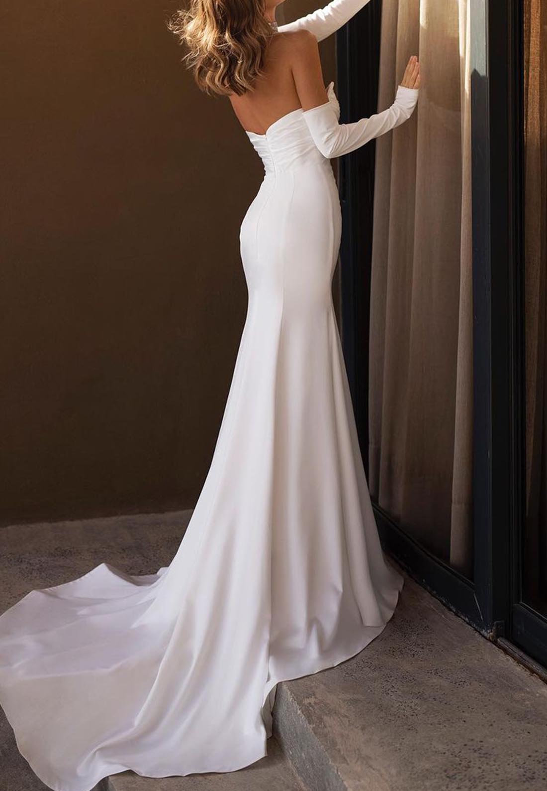 Scoop Strapless Sleek Mermaid Beach Wedding Dress