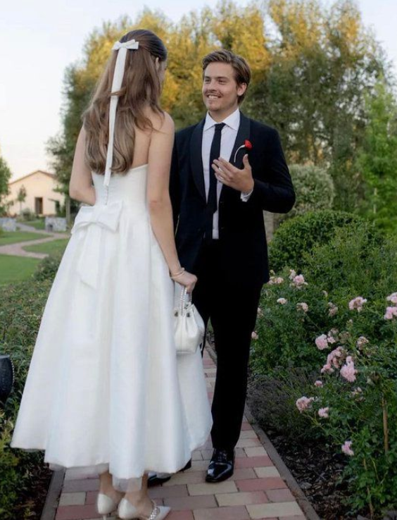 Elegant Simple White Square-neck Straps A-Line Ankle-length Wedding Dress