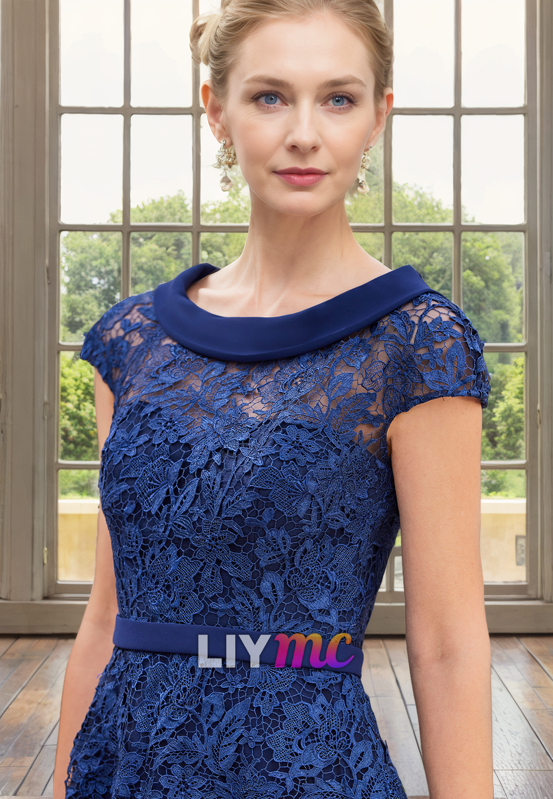 Scoop Cap Sleeves Appliques Pleated A-Line Mother of Bride Dress Cocktail Dress