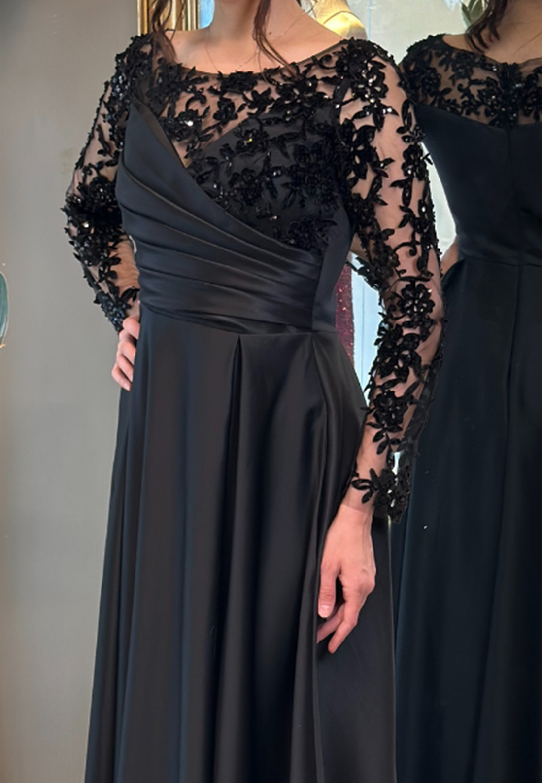 Scoop Long Sleeves Appliques A-Line Mother of Bride Dress