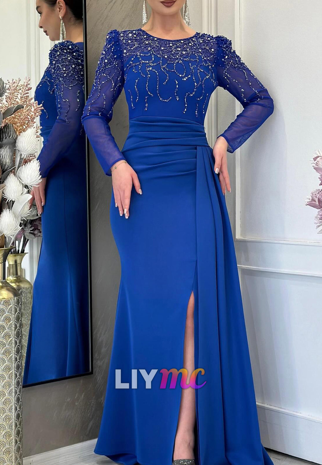 Scoop Long Sleeves Sequins Pleated Sheath Mother of Bride Dress