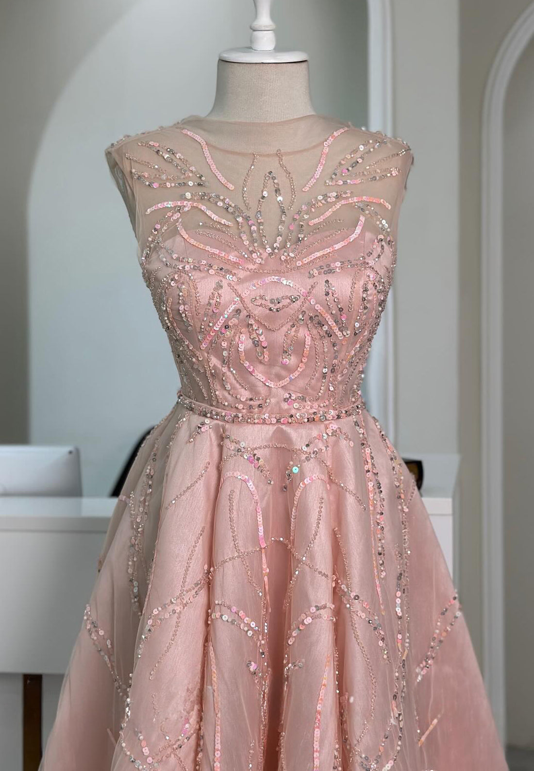 Scoop Sleeveless Beaded Embroidery Pleated Sparkly A-Line Prom Dress