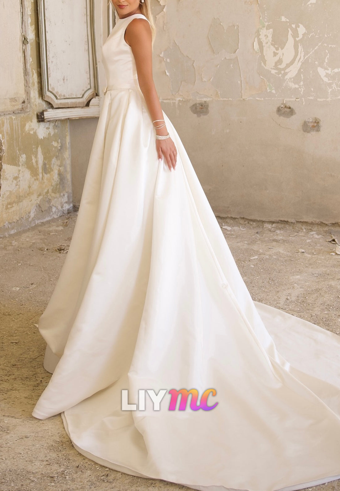 Scoop Sleeveless Satin A-Line Simple Wedding Dress