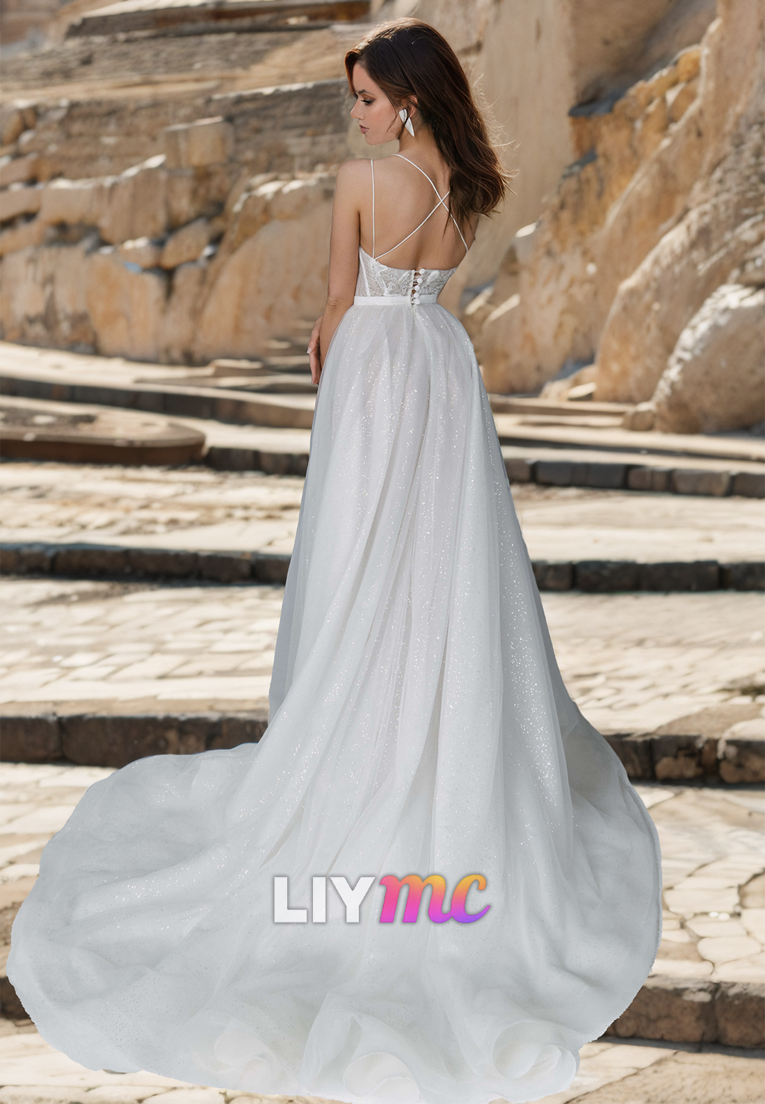 Scoop Spaghetti Straps Appliques Sparkly Wedding Dress