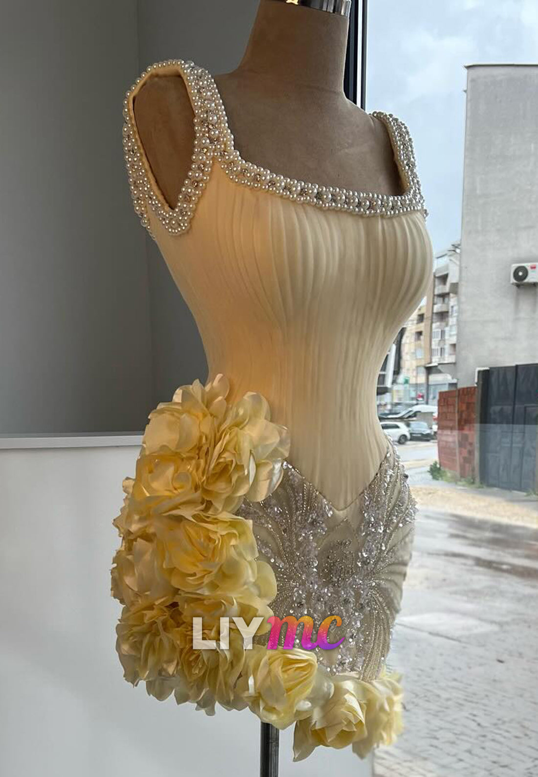 Scoop Straps Beaded Embroidery 3D Floral Sheath Party Homecoming Dress