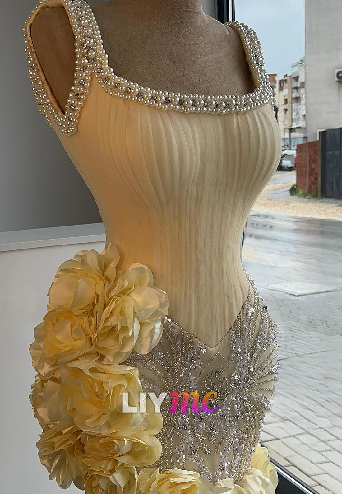 Scoop Straps Beaded Embroidery 3D Floral Sheath Party Homecoming Dress