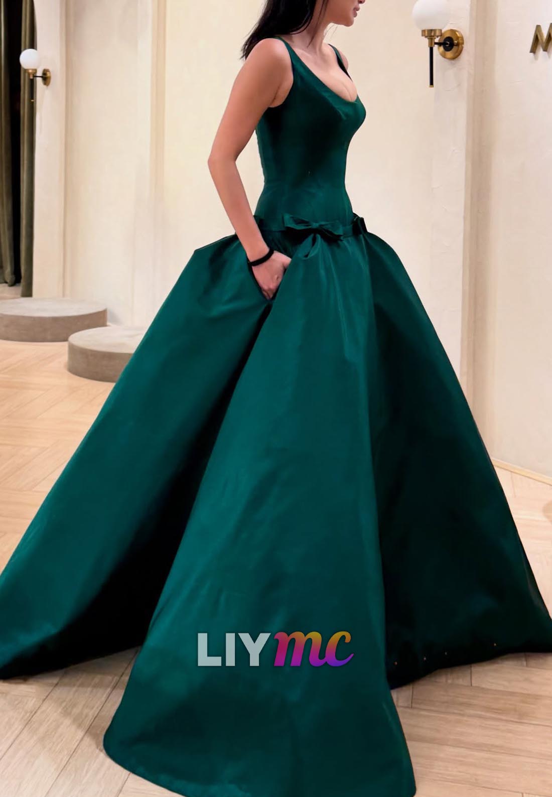 Scoop Straps Bowknot Satin A-Line Evening Dress