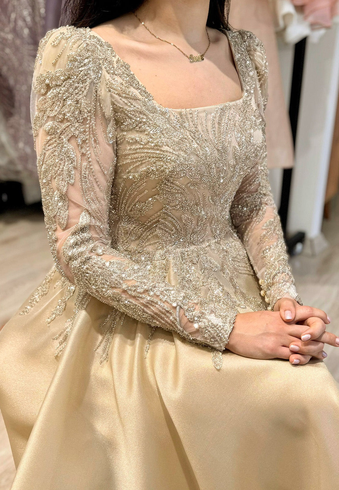 Square Long Sleeves Appliques Sparkly A-Line Formal Dress