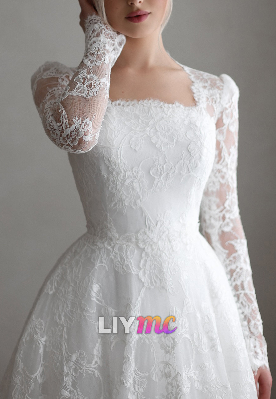 Square Long Sleeves Lace Appliques A-Line Wedding Dress