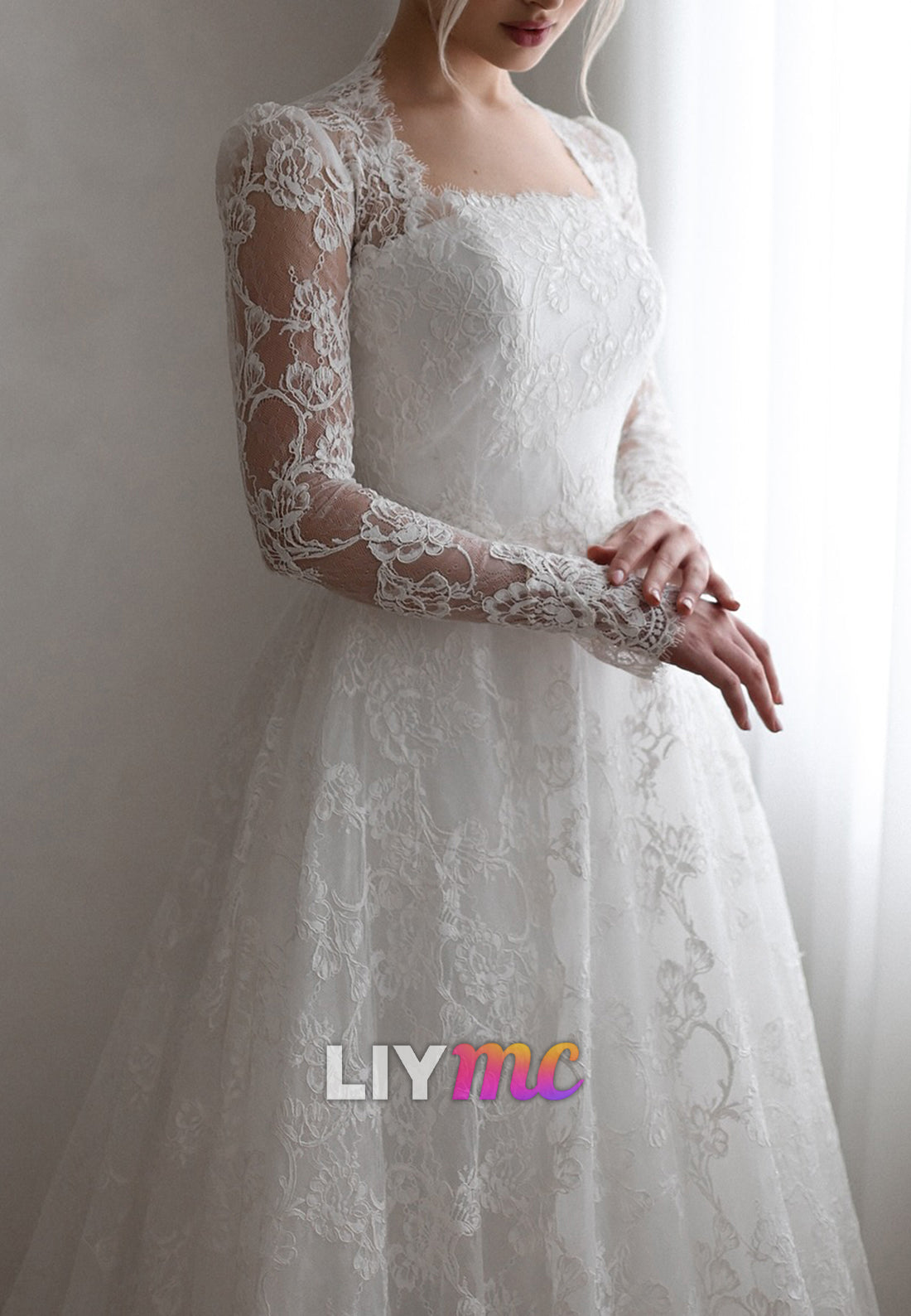 Square Long Sleeves Lace Appliques A-Line Wedding Dress