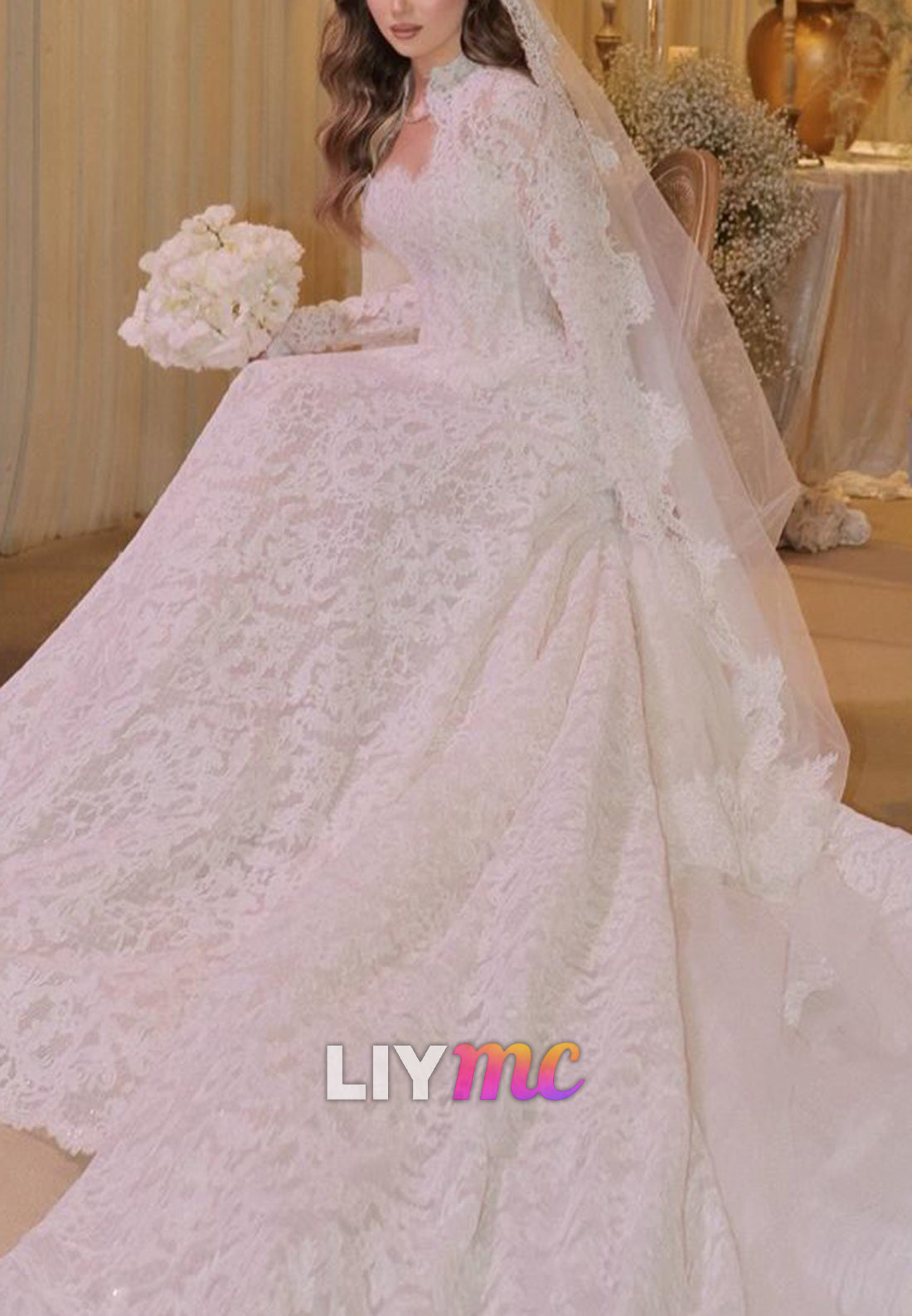 Square Long Sleeves Lace Appliques A-Line Wedding Dress