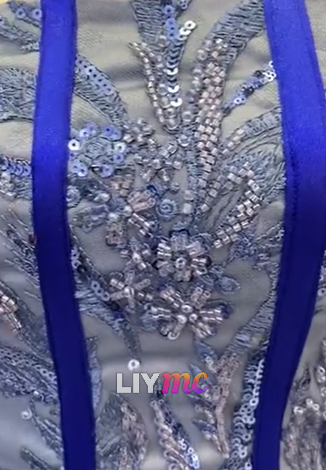 Square Long Sleeves Sequins Appliques A-Line Formal Dress