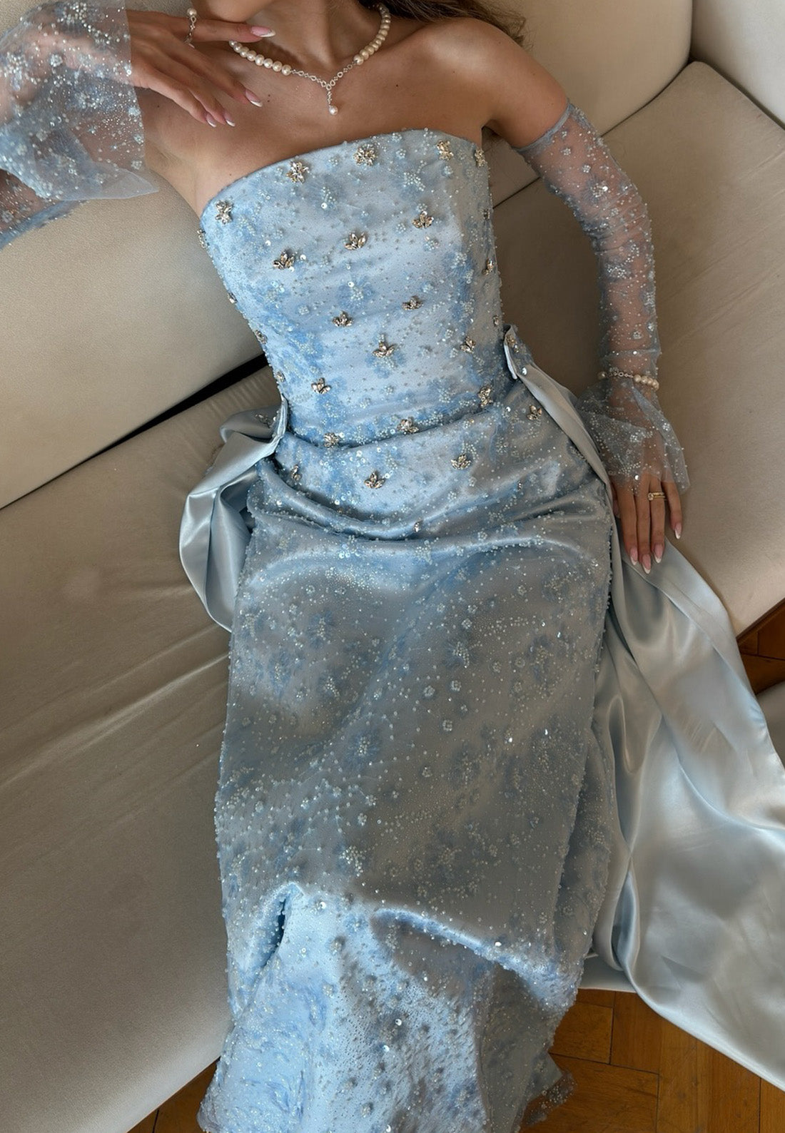 Straight Across Sleeveless Beaded Sheath Sparkly Prom Dress