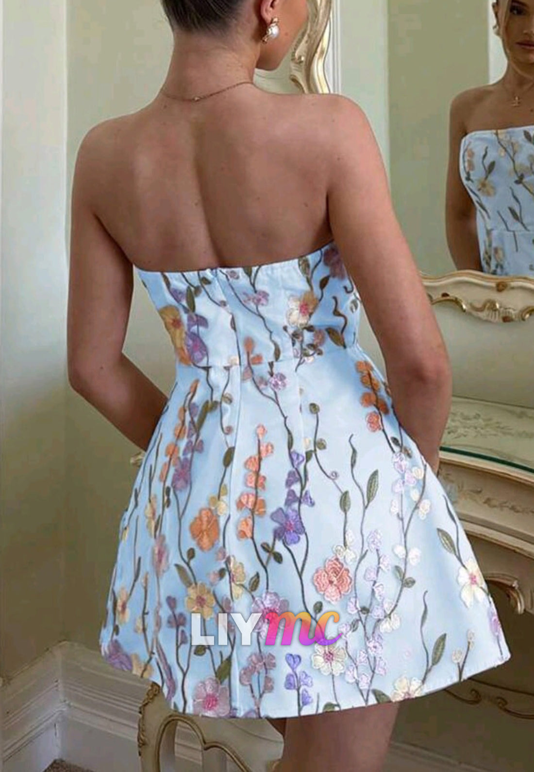Straight Across Floral Appliques A-Line Party Homecoming Dress