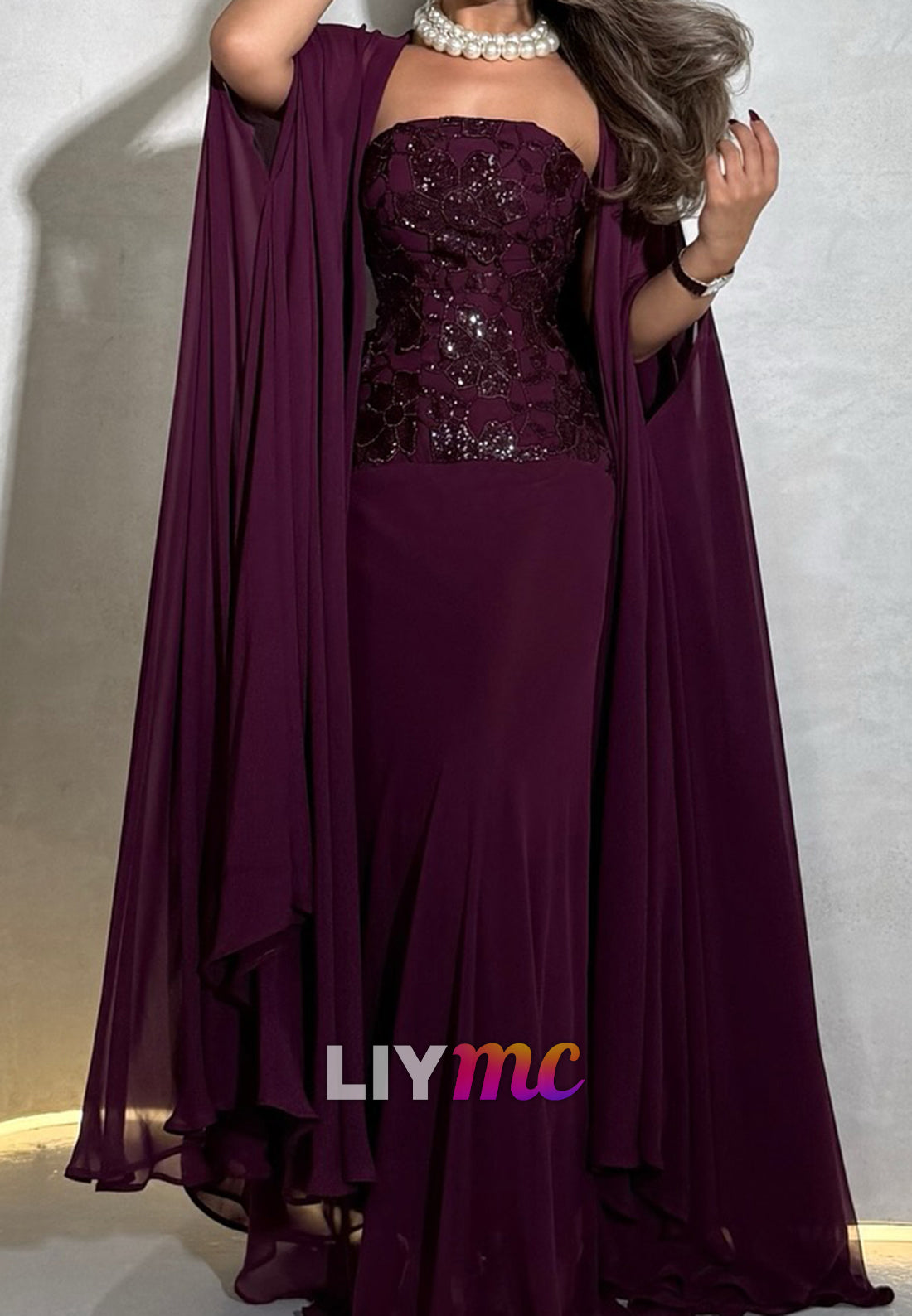 Straight Across Long Sleeves Sequins Appliques A-Line Formal Dress