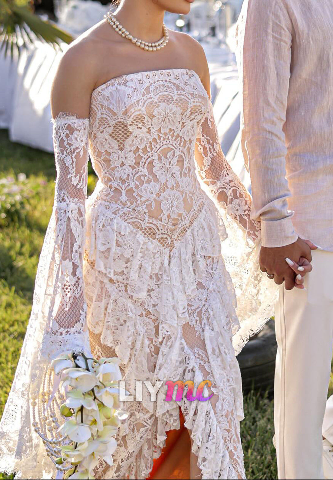 Straight Across Long Sleeves Tiered Appliques A-Line Wedding Dress