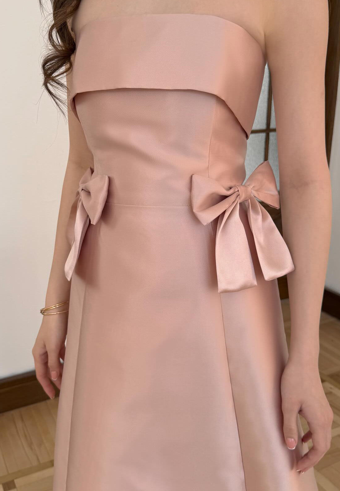 Straight Across Sleeveless Bowknots Sleek A-Line Formal Dress