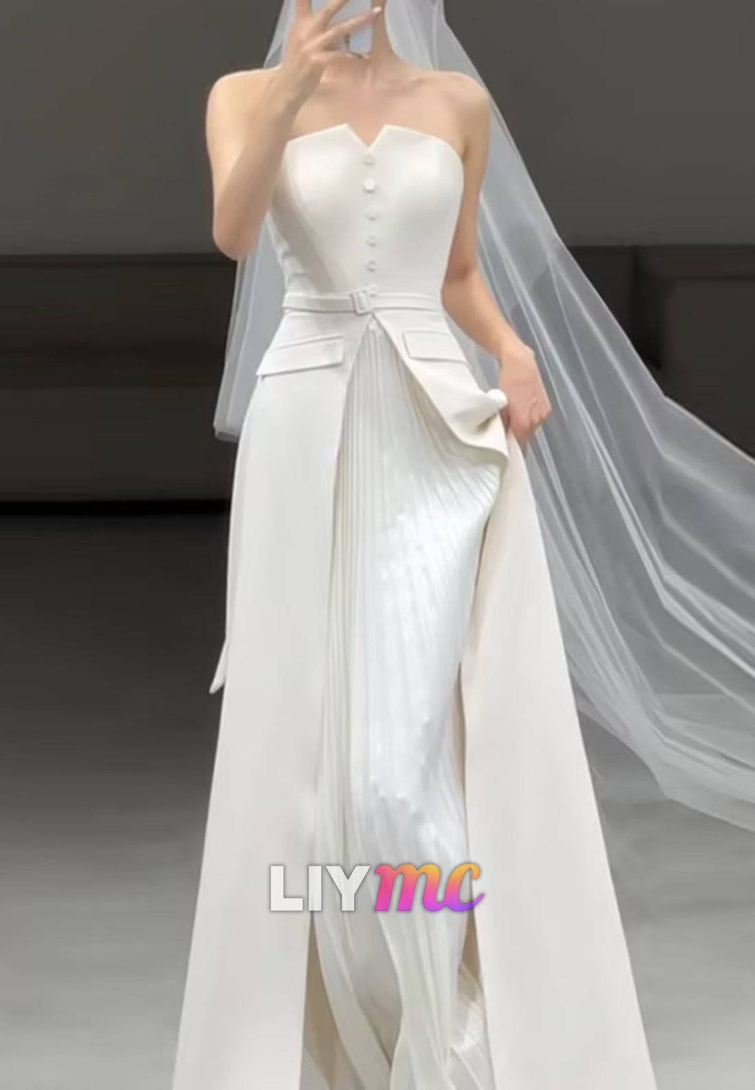 Straight Across Sleeveless Pleated Simple A-Line Wedding Dress