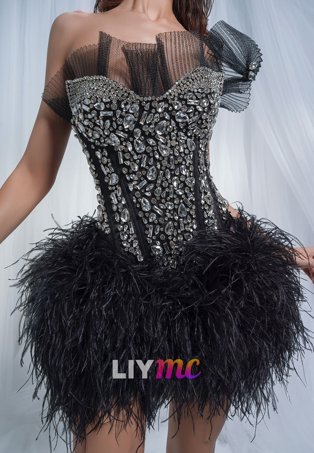 Sweetheart Beaded Feathered A-Line Party Homecoming Dress