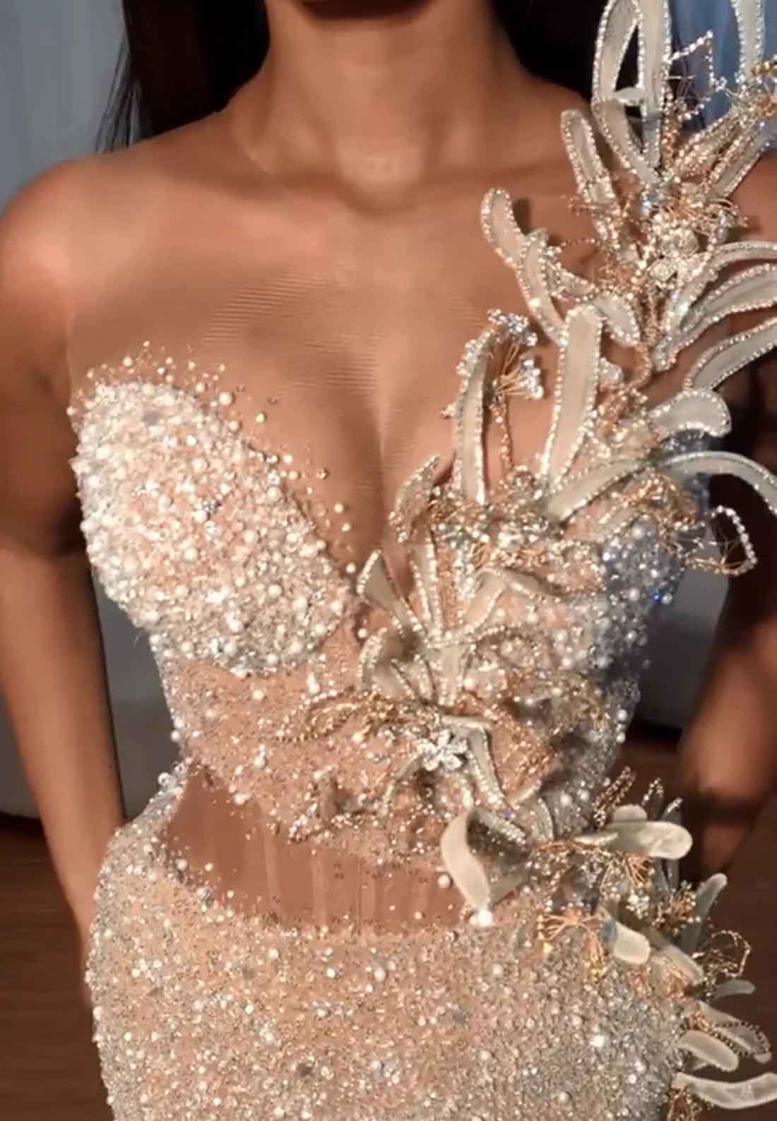 Sweetheart Beaded Floral Embellished Sequins Sheath Prom Dress