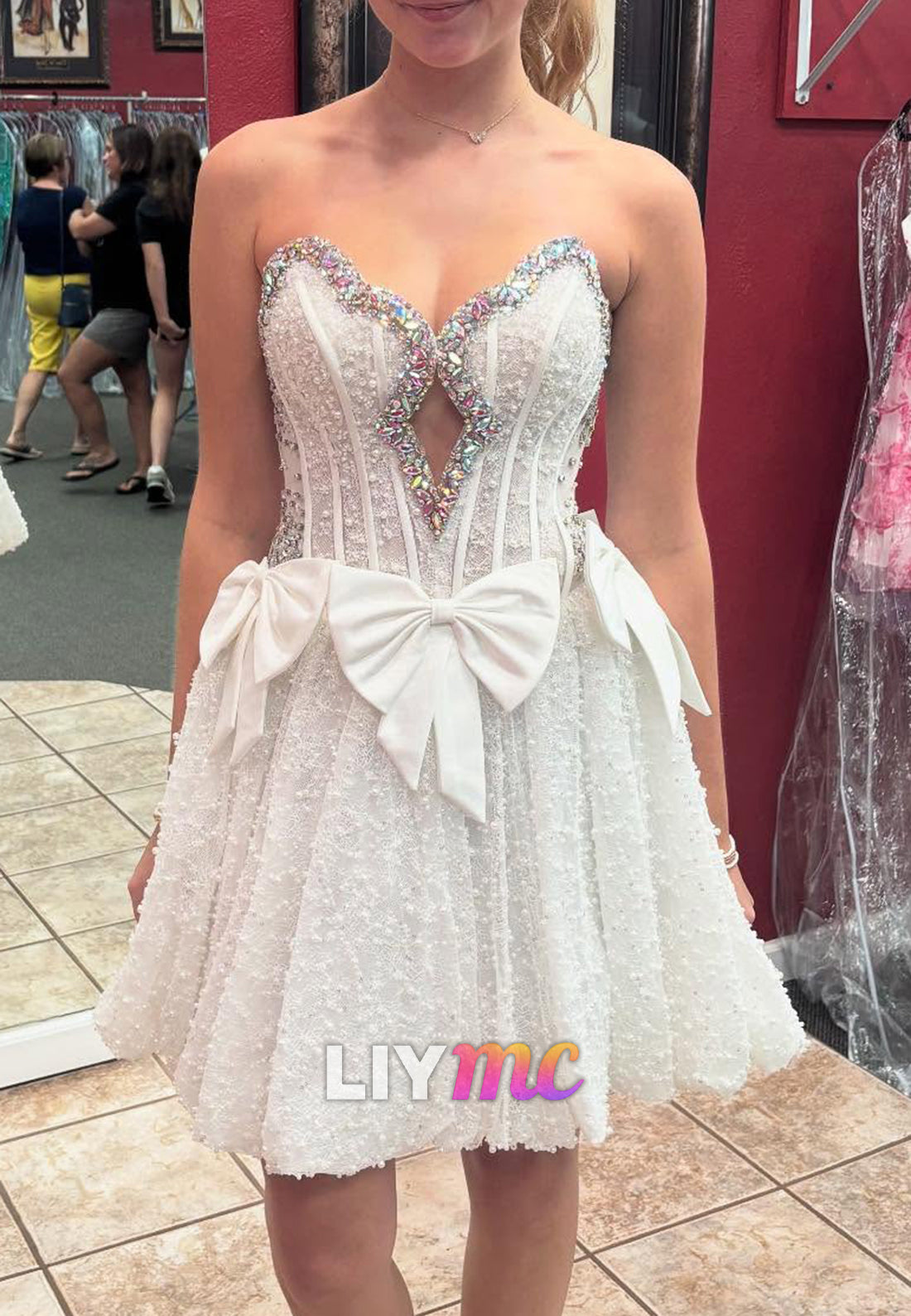 Sweetheart Bow Beaded Appliques A-Line Party Homecoming Dress