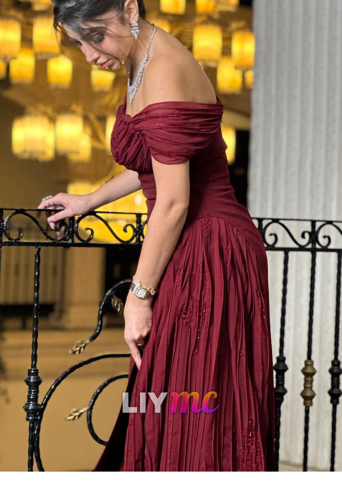 Sweetheart Cap Sleeves Pleated Sheath Formal Dress