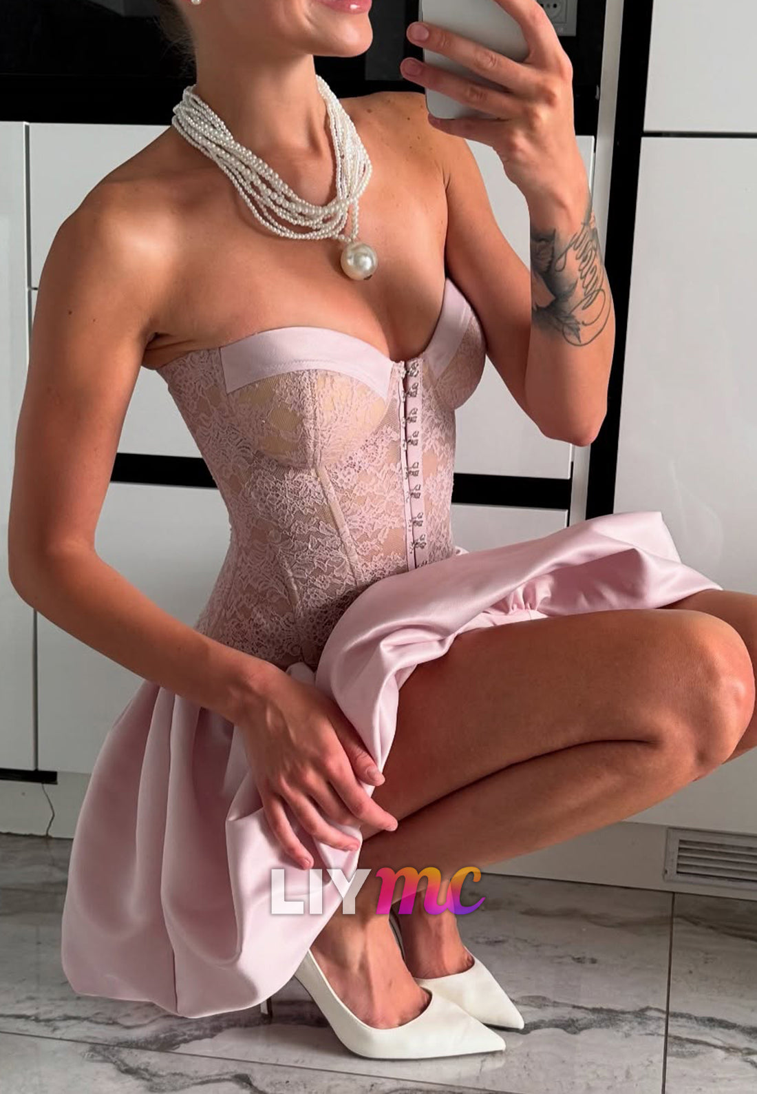 Sweetheart Lace Appliques Pleated A-Line Party Homecoming Dress