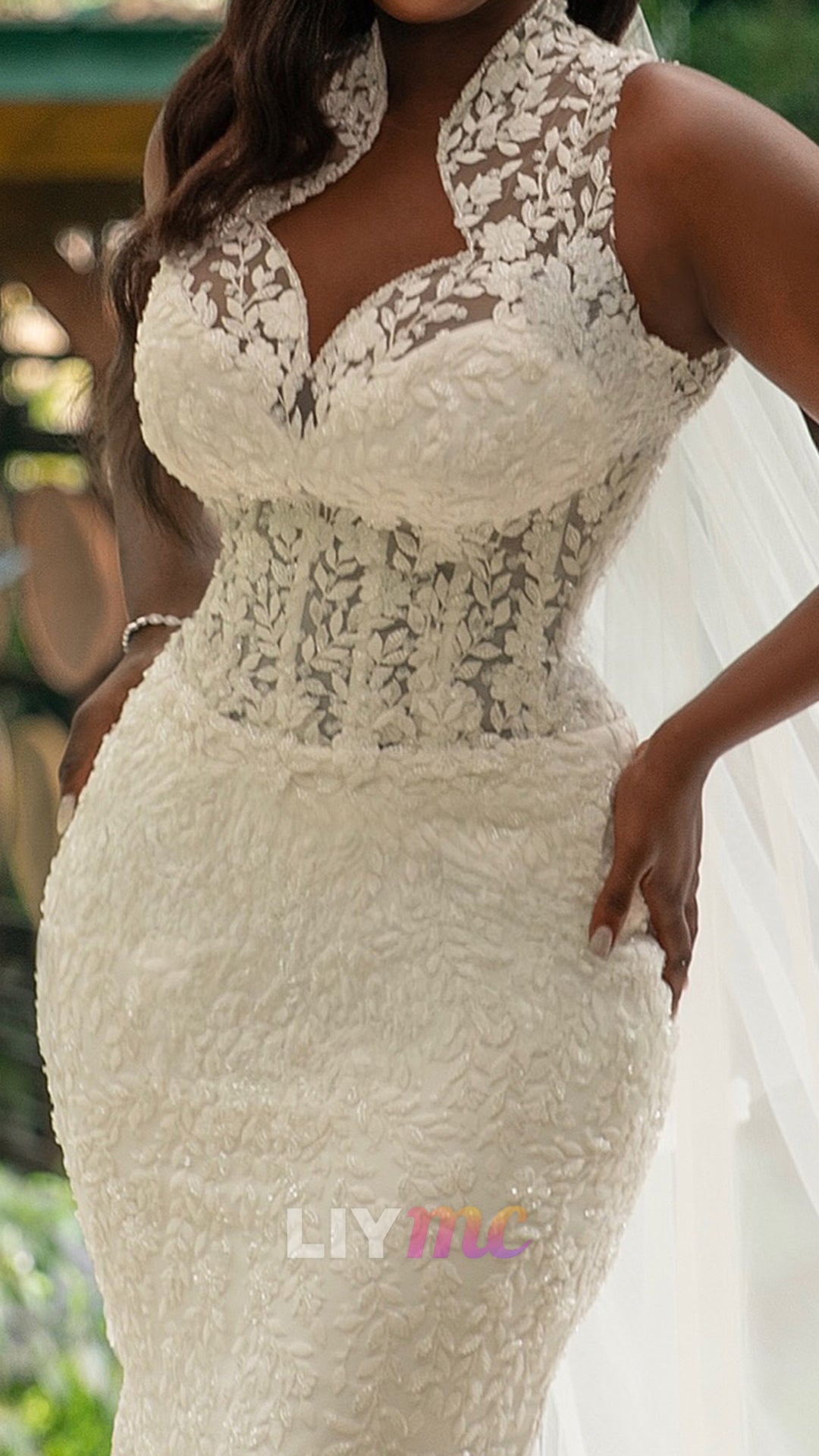 Sweetheart Lace Appliques Sleeveless Mermaid Wedding Dress