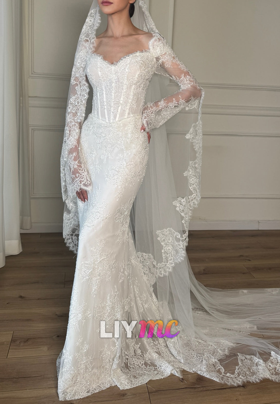 Sweetheart Long Sleeves Lace Appliques Fitted Mermaid Wedding Dress