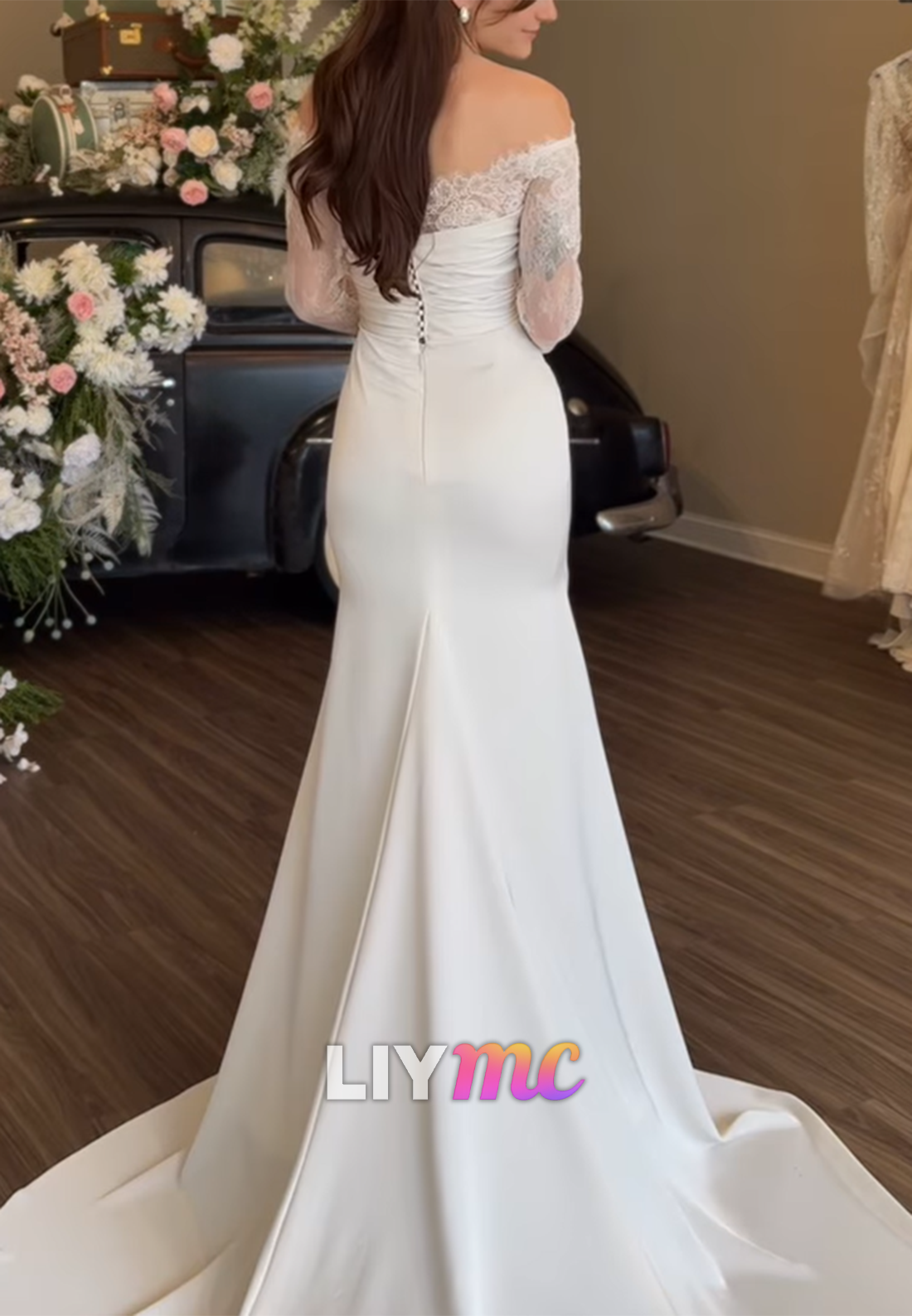 Sweetheart Long Sleeves Lace Appliques Mermaid Wedding Dress