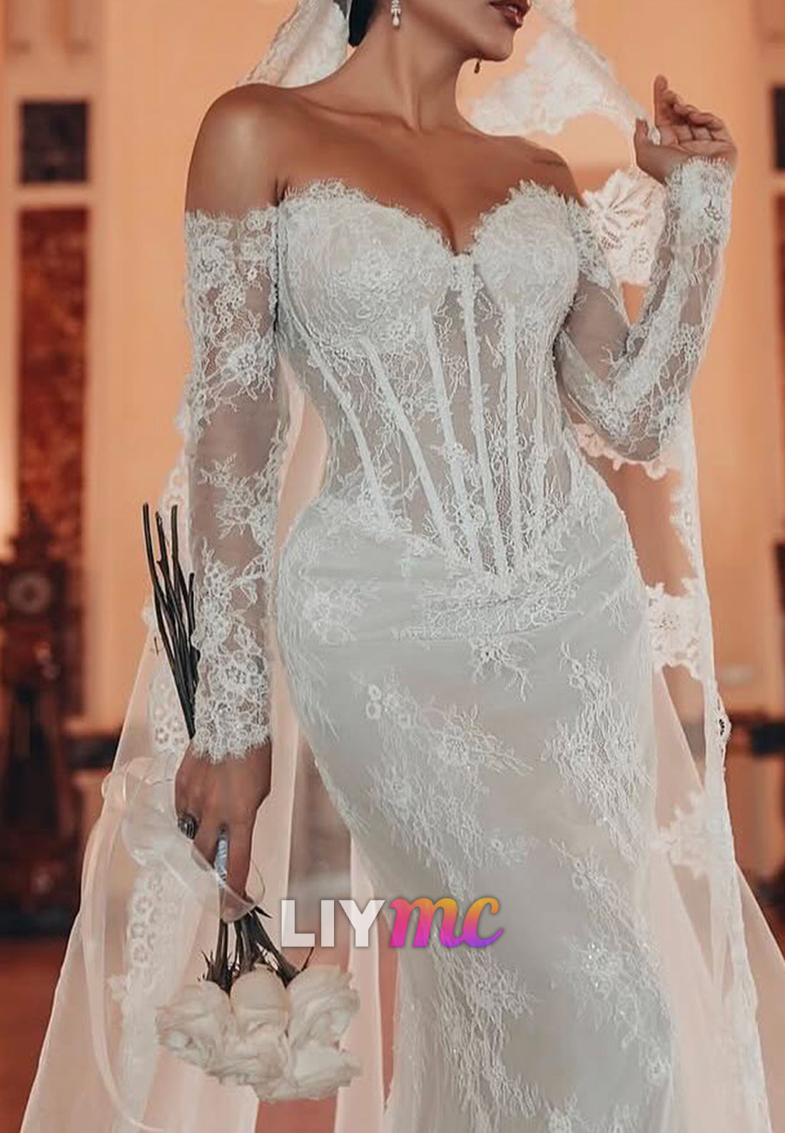 Sweetheart Long Sleeves Lace Appliques Mermaid Wedding Dress