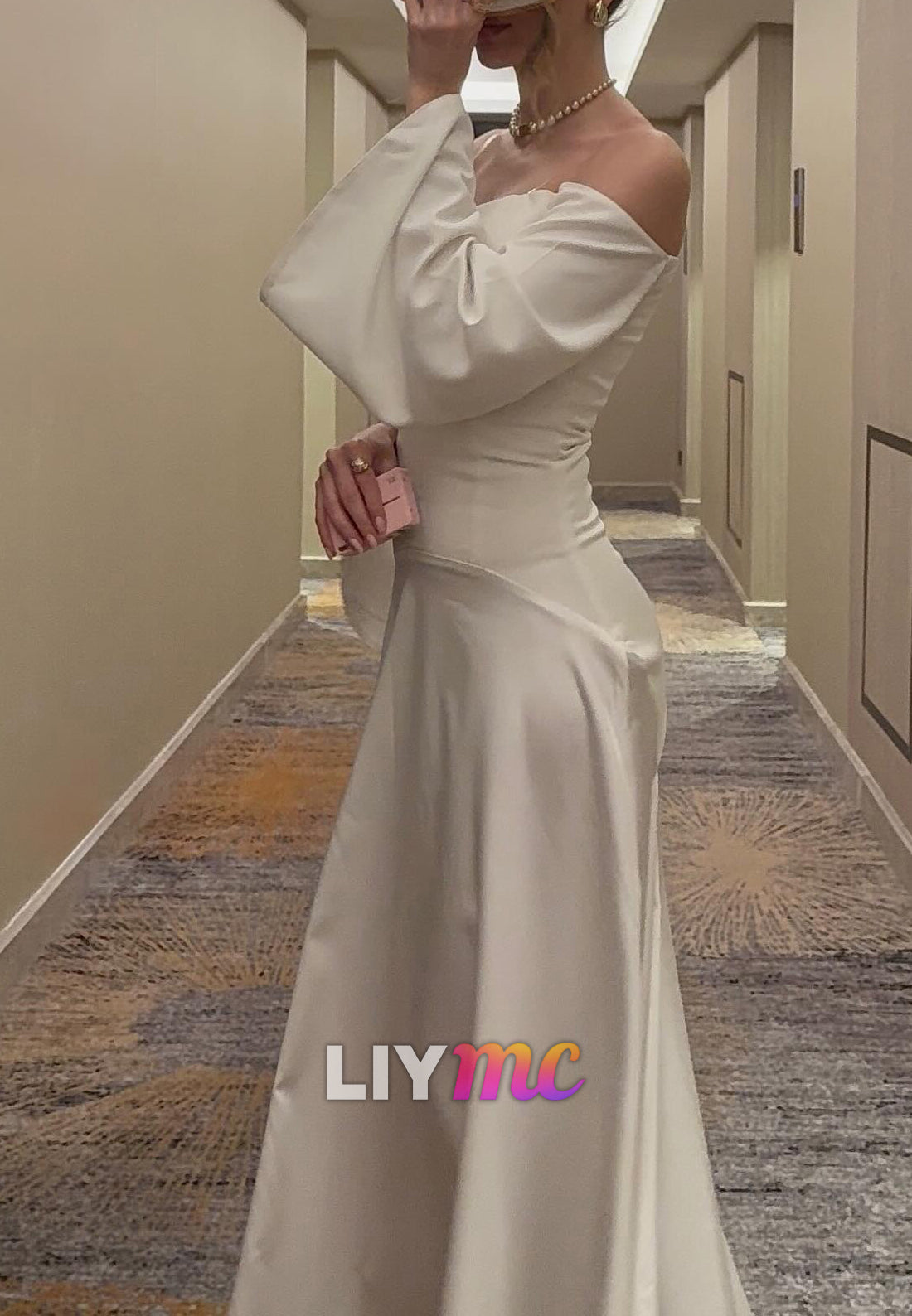 Sweetheart Long Sleeves Sleek A-Line Simple Wedding Dress