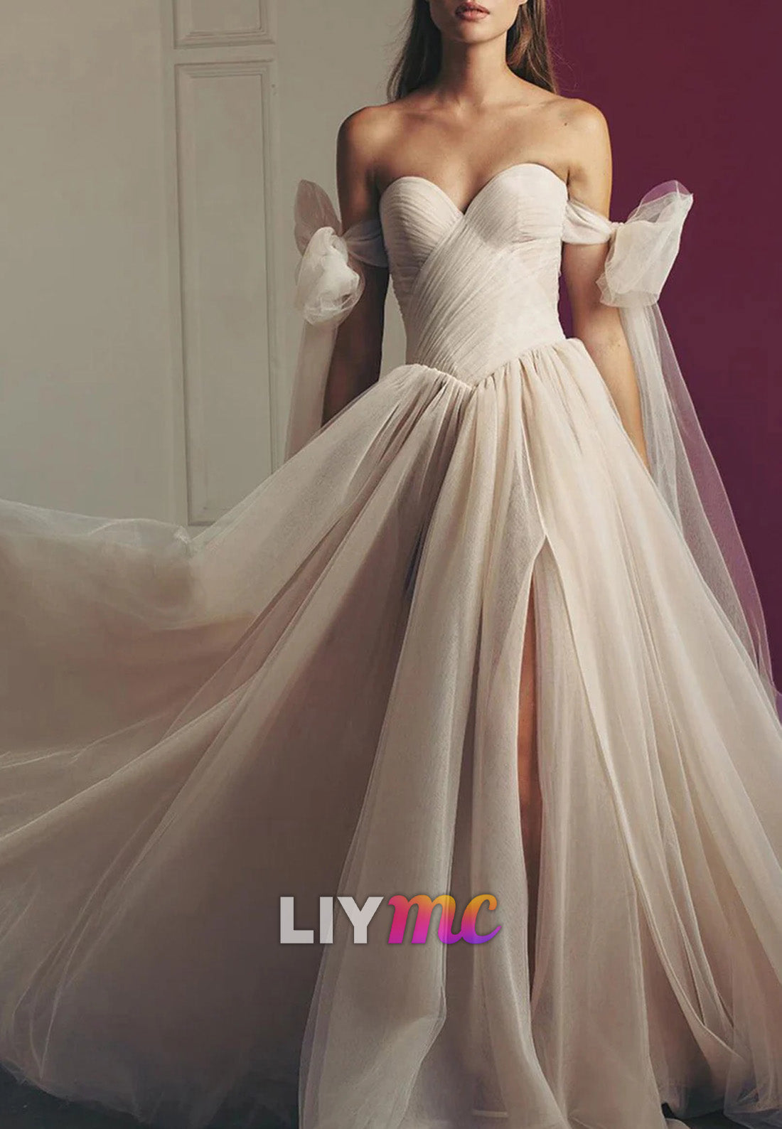 Sweetheart Pleated Sleeveless Tulle A-Line Beach Wedding Dress