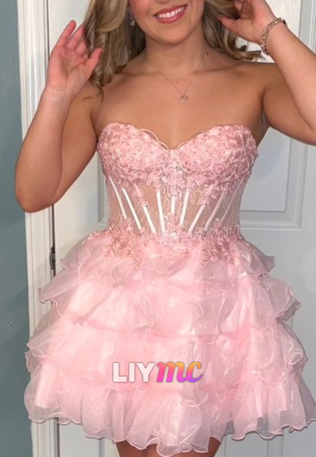 Sweetheart Sleeveless Appliques A-Line Short Party Homecoming Dress