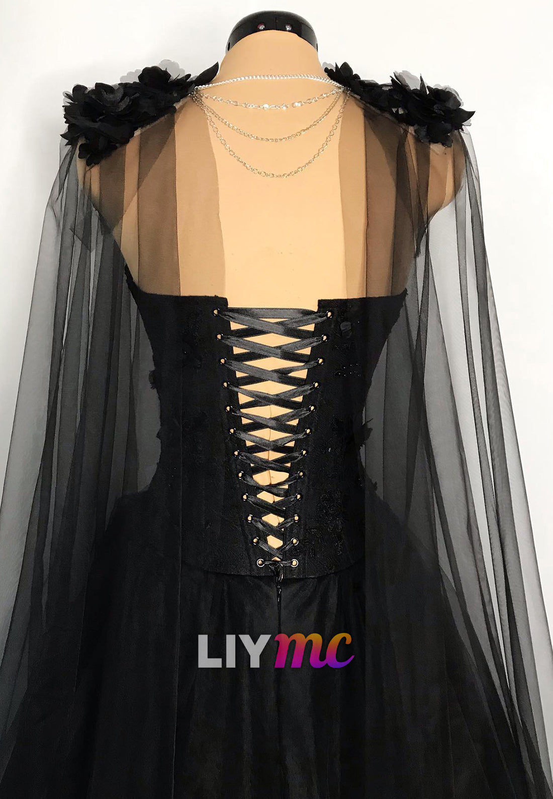 Sweetheart Sleeveless Appliques Tulle A-Line Black Wedding Dress