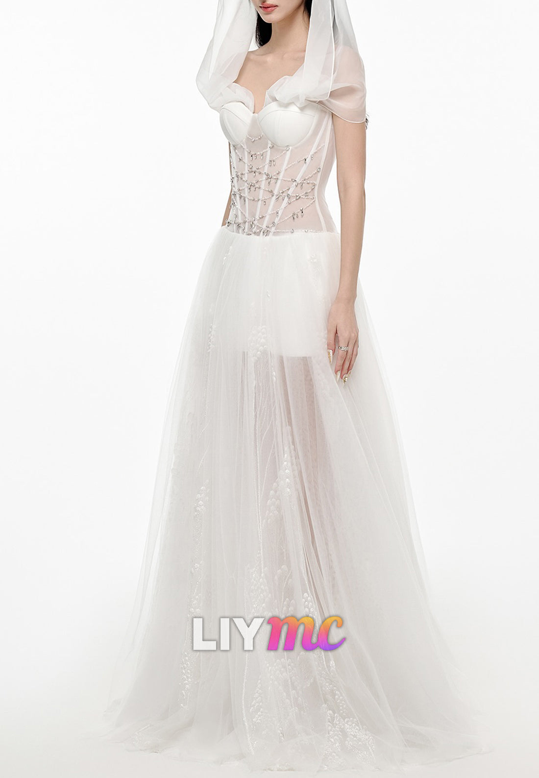 Sweetheart Sleeveless Appliques Tulle A-Line Wedding Dress
