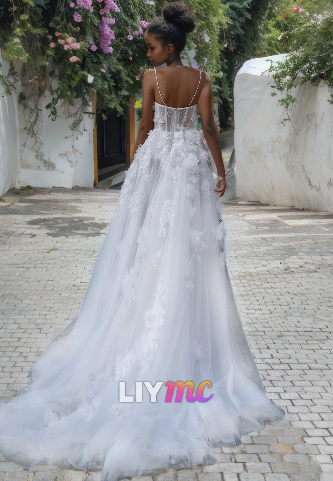 Sweetheart Sleeveless Appliques Tulle Floral Embellished A-Line Beach Wedding Dress