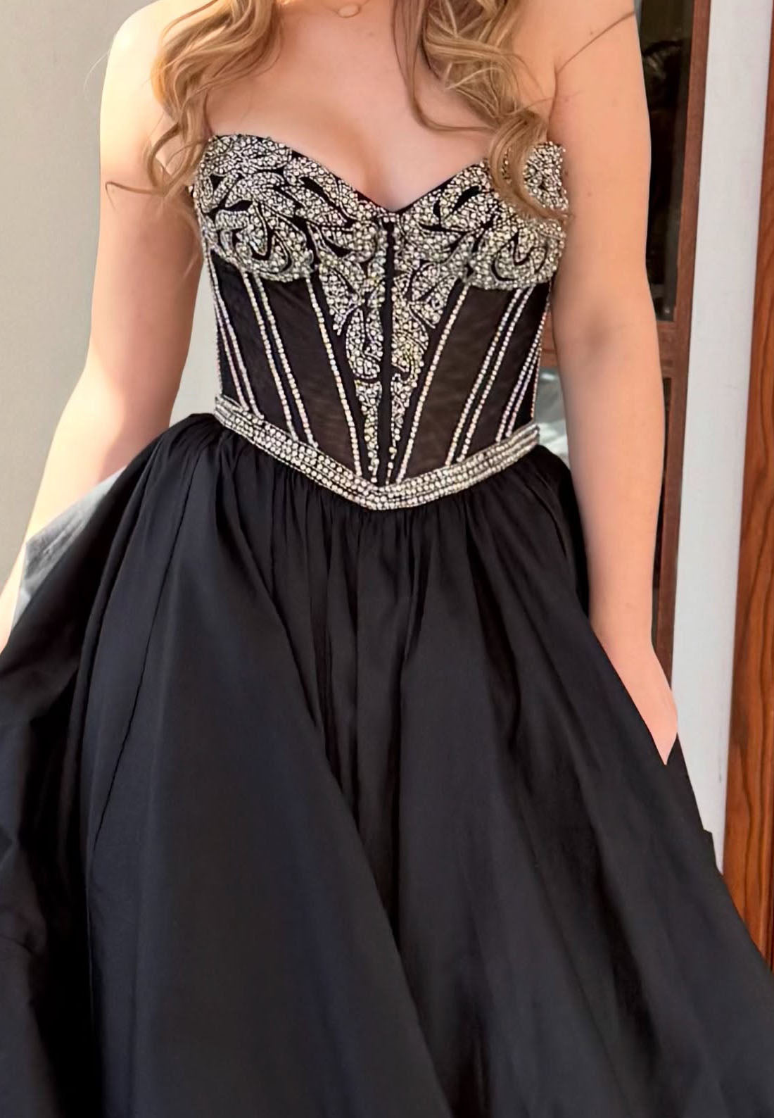 Sweetheart Sleeveless Beaded Pleated A-Line Prom Dress