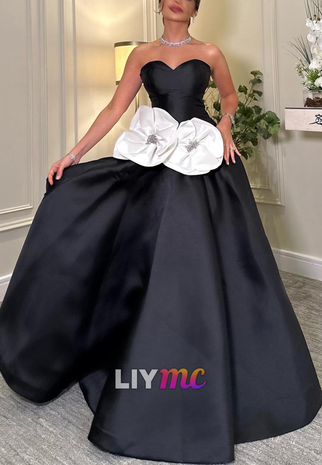 Sweetheart Sleeveless Floral A-Line Satin Evening Dress