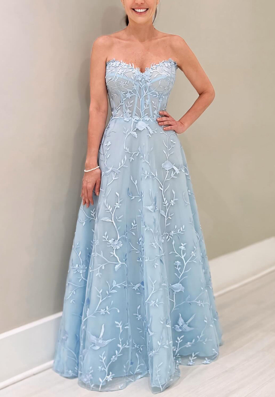 Sweetheart Sleeveless Floral Appliques A-Line Formal Dress