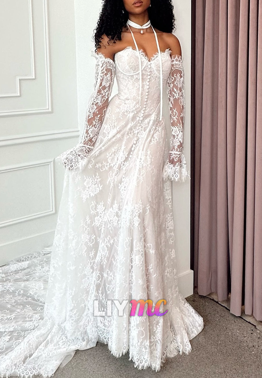 Sweetheart Sleeveless Lace Appliques A-Line Wedding Dress