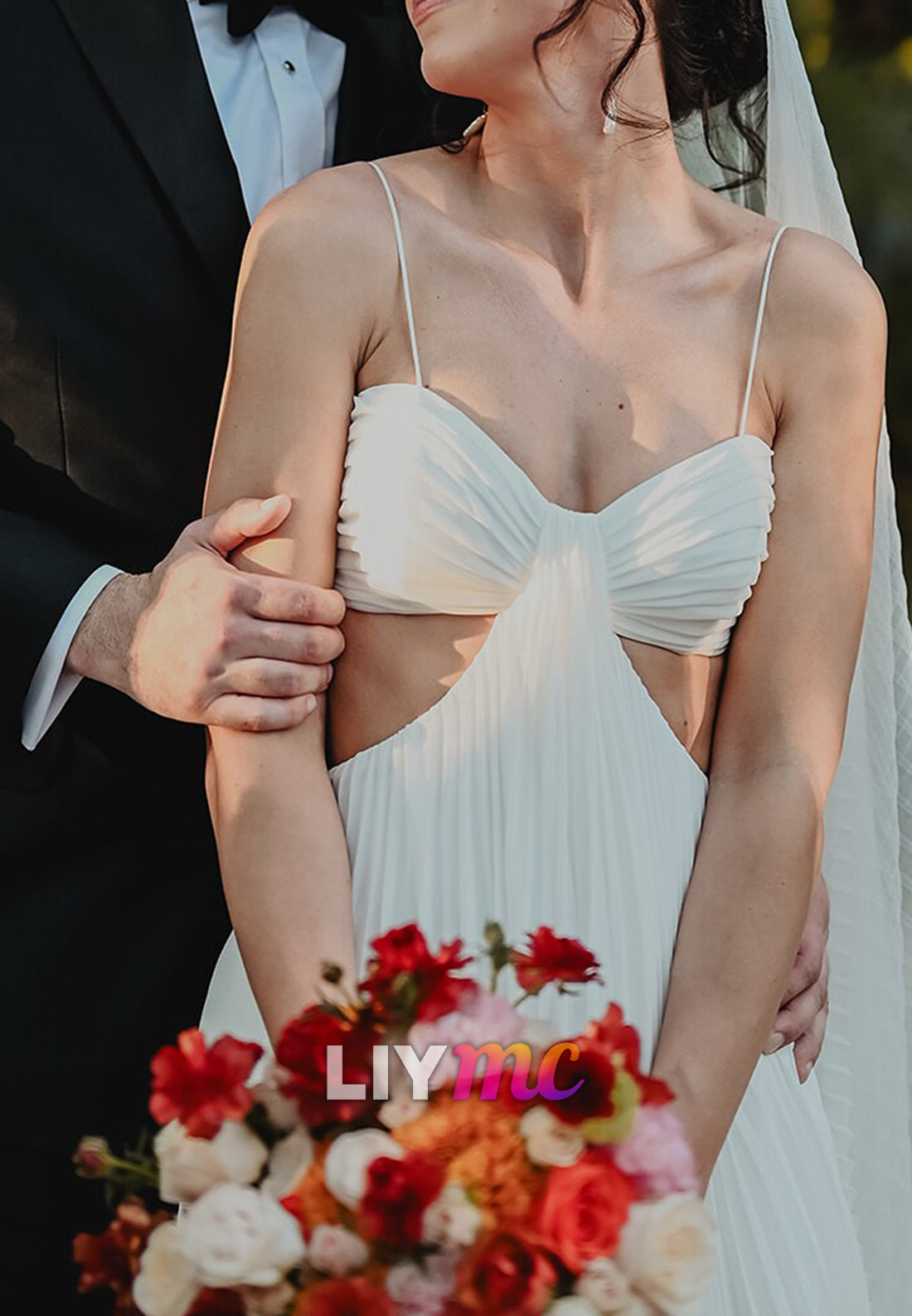 Sweetheart Spaghetti Straps Illusion Beach Wedding Dress