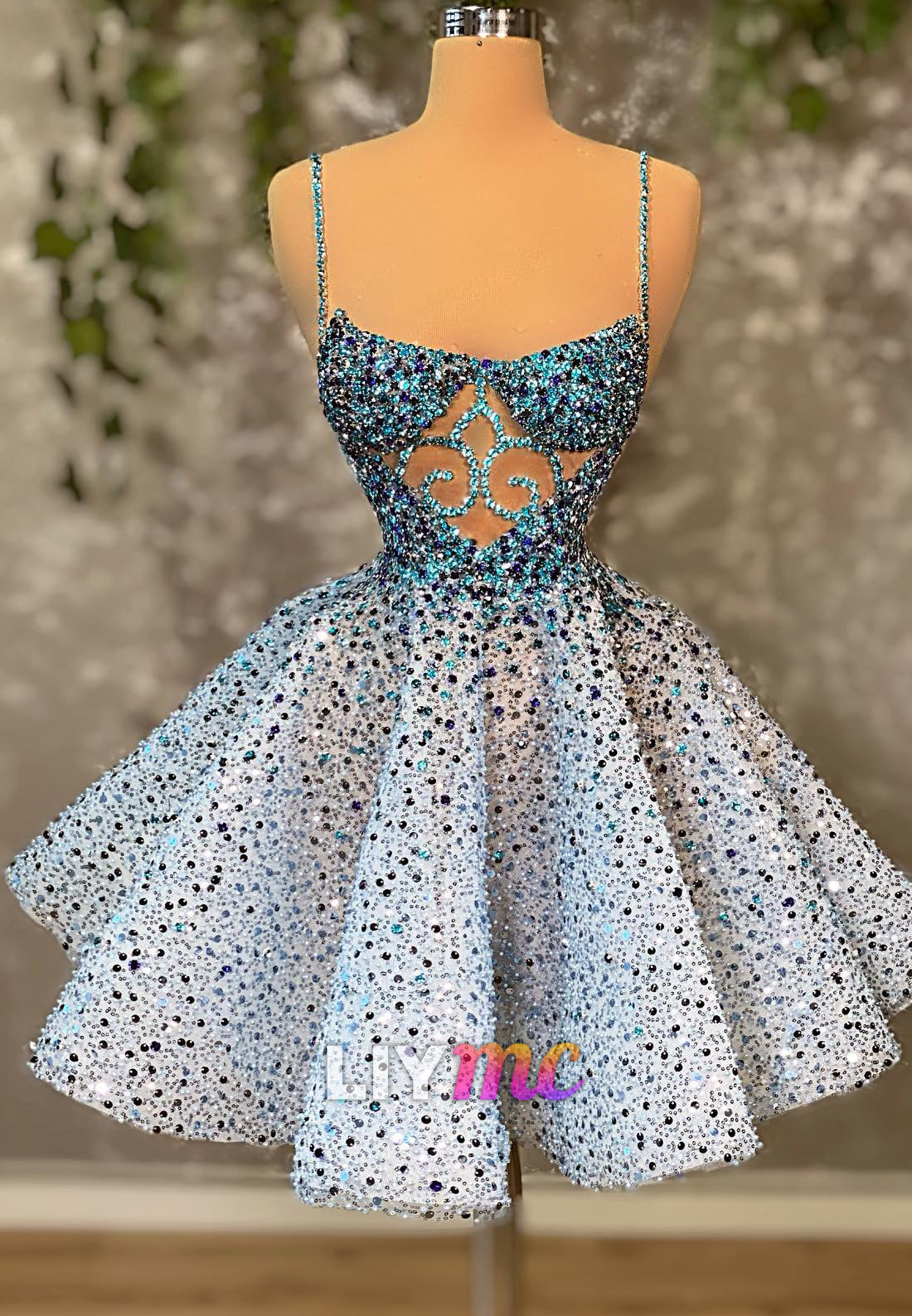 Sweetheart Spaghetti Straps Sequins A-Line Homecoming Dress