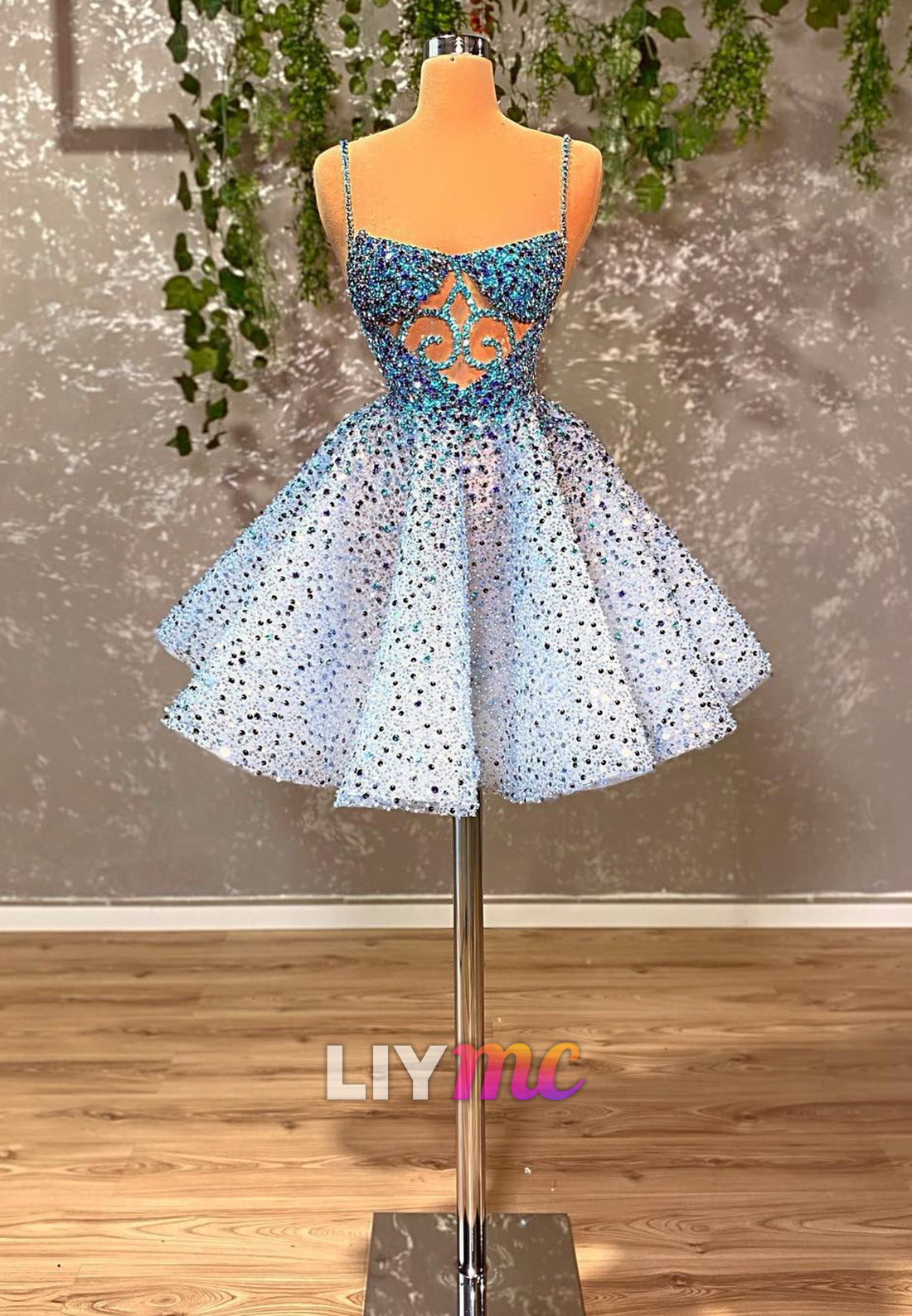 Sweetheart Spaghetti Straps Sequins A-Line Homecoming Dress