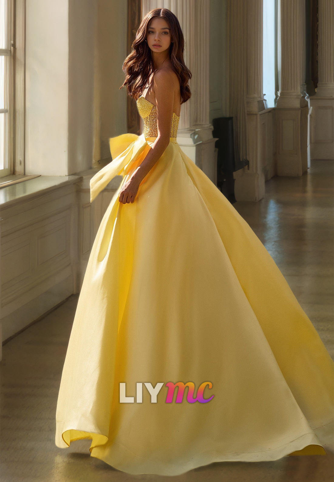 Sweetheart Strapless Beaded Bowknot Sleek A-Line Prom Dress