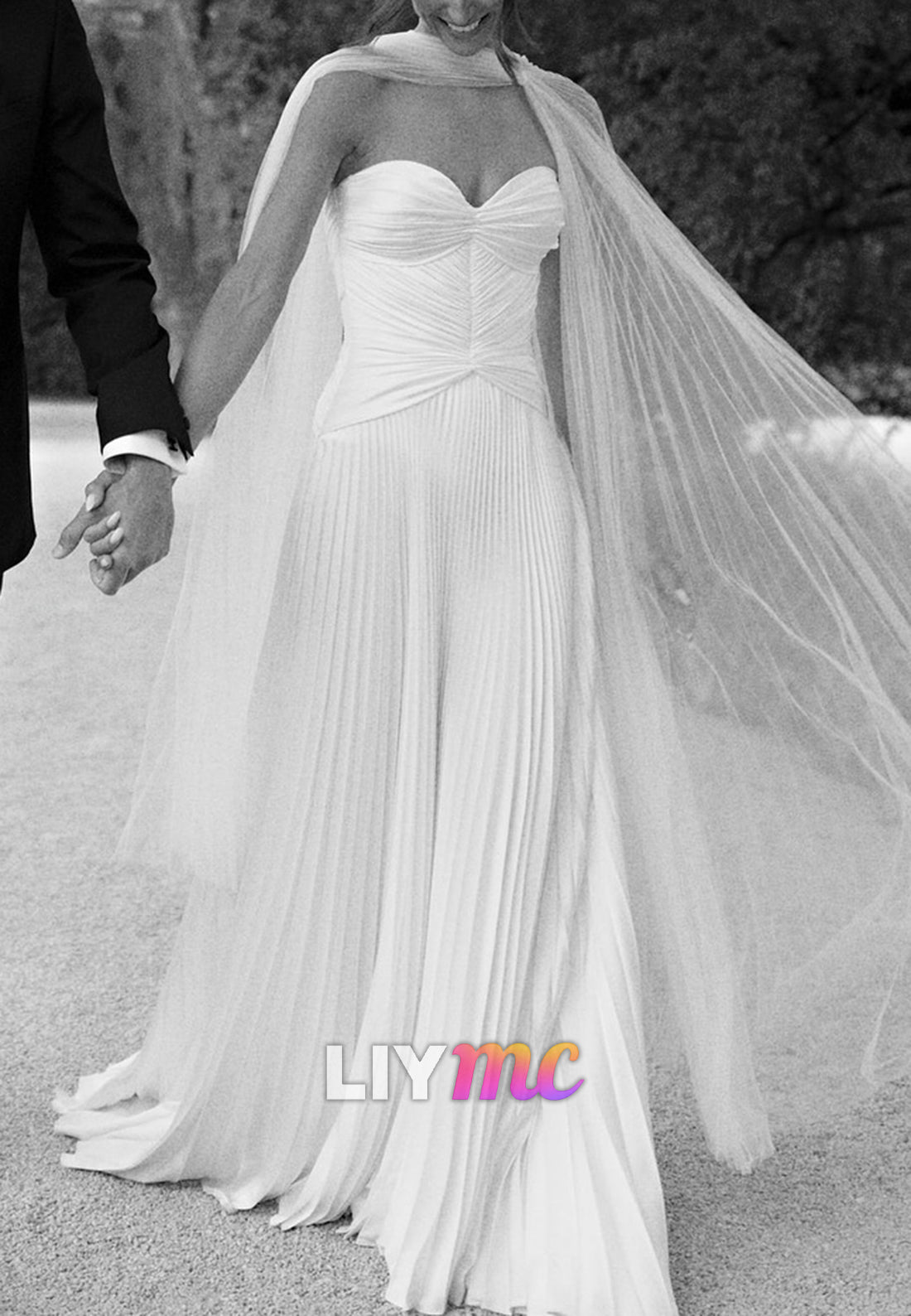 Sweetheart Strapless Pleated A-Line Simple Wedding Dress