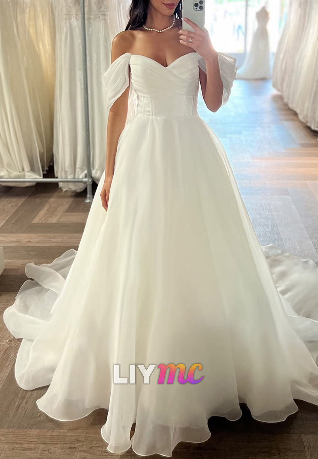 Sweetheart Strapless Pleated A-Line Organza Wedding Dress