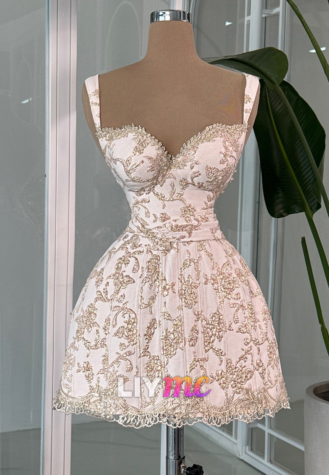 Sweetheart Straps Appliques A-Line Party Homecoming Dress