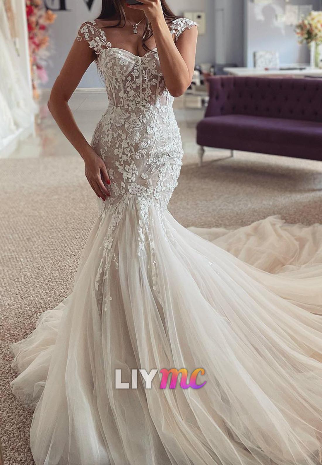 Sweetheart Straps Appliques Tulle Mermaid Wedding Dress